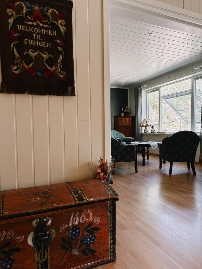 Svingen Guesthouse - Panoramic Fjord Views In Флом Екстер'єр фото