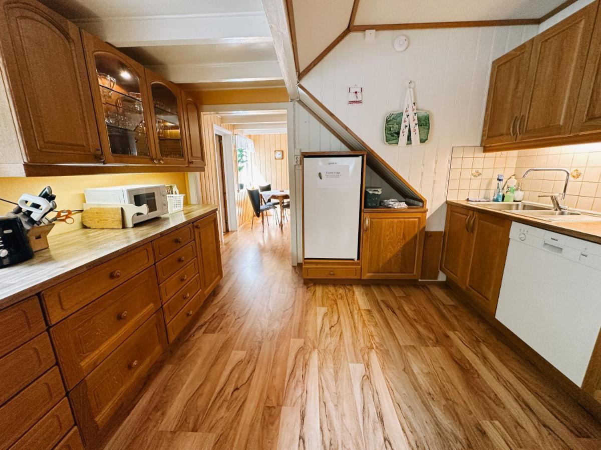 Svingen Guesthouse - Panoramic Fjord Views In Флом Екстер'єр фото