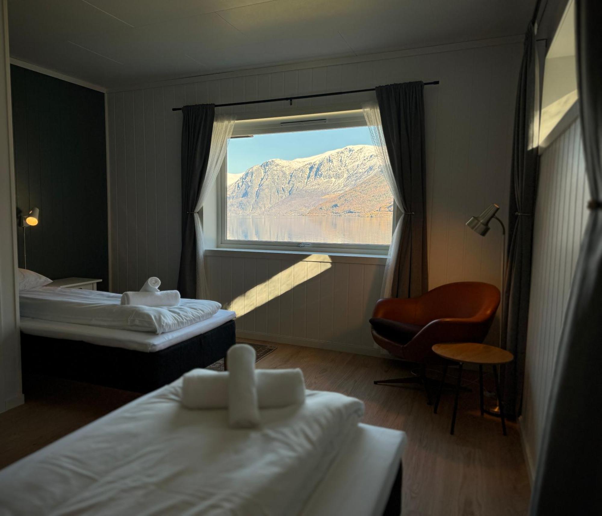 Svingen Guesthouse - Panoramic Fjord Views In Флом Екстер'єр фото