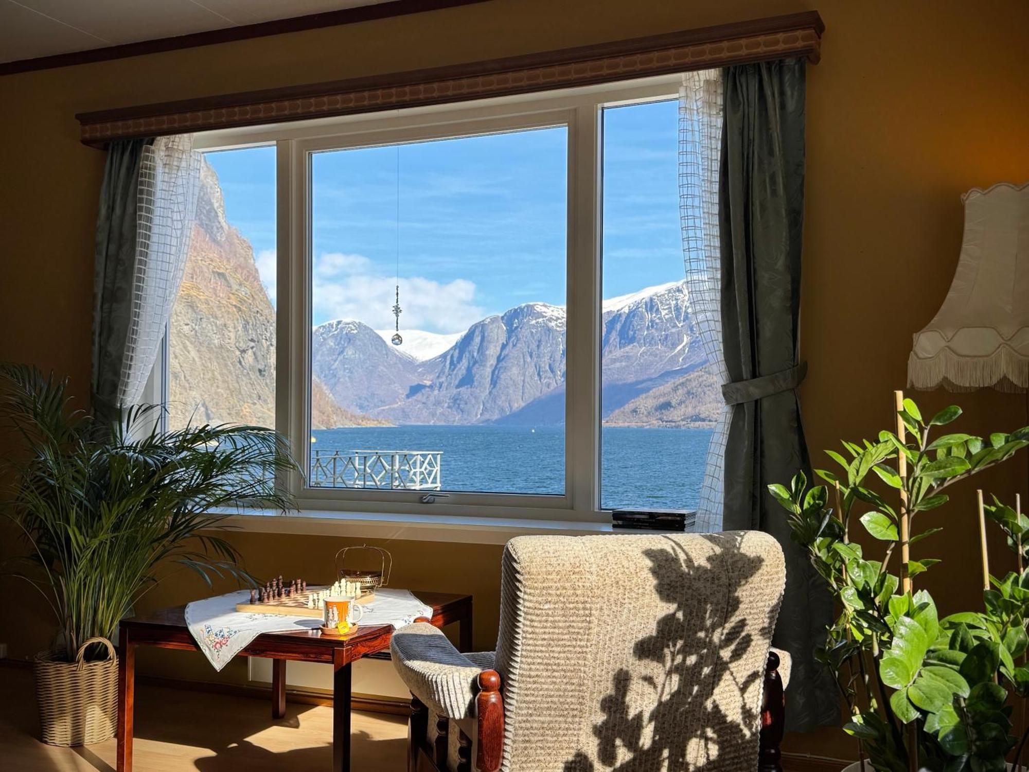 Svingen Guesthouse - Panoramic Fjord Views In Флом Екстер'єр фото